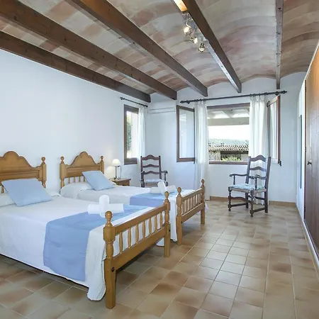 Owl Santuiri - Exclusive Holidays