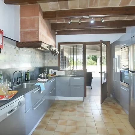 Owl Santuiri - Exclusive Holidays