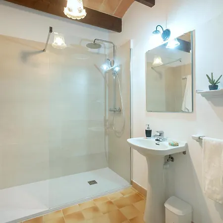 Owl Santuiri - Exclusive Holidays *