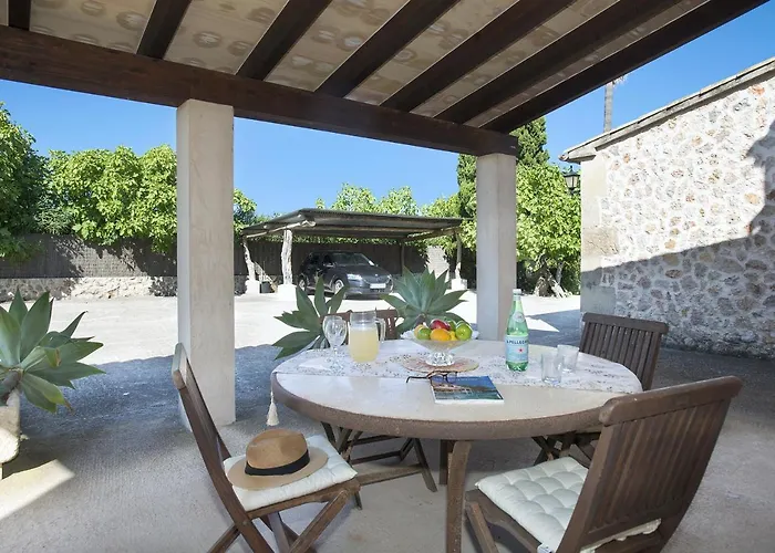 Owl Santuiri - Exclusive Holidays * Pollenca