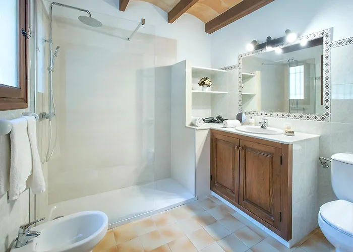 Owl Santuiri - Exclusive Holidays *